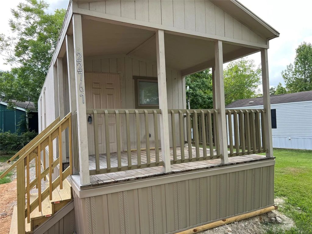 22767 Hudson, New Caney