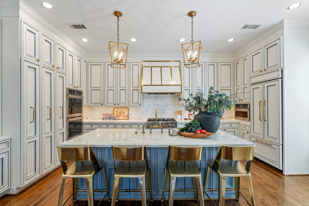 5525 Kiam Street A, Houston