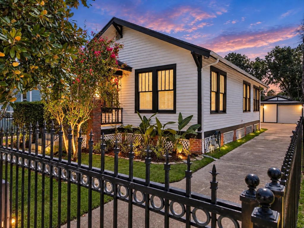 4713 Avenue R, Galveston