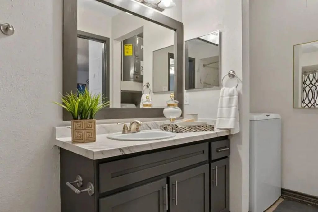 10951 Laureate Drive 1608, San Antonio