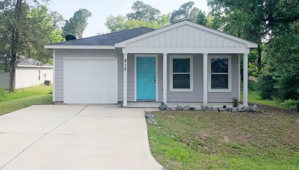 217 Cherry Tree, Livingston