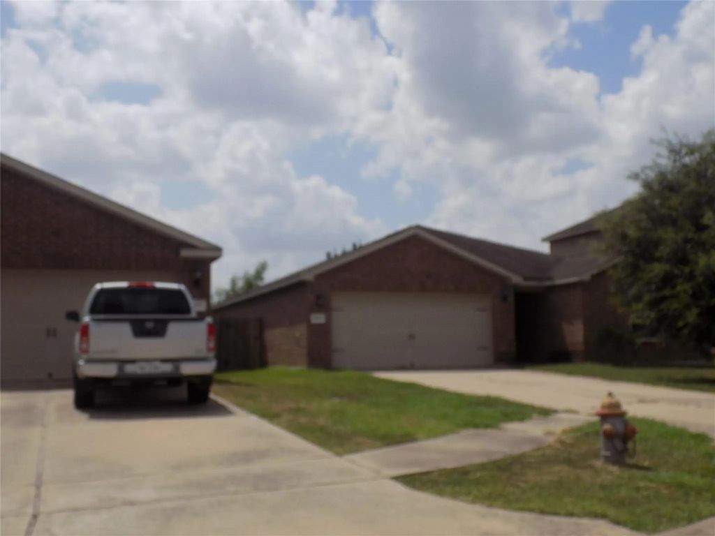 5106 Breezy Parke Lane, Rosenberg