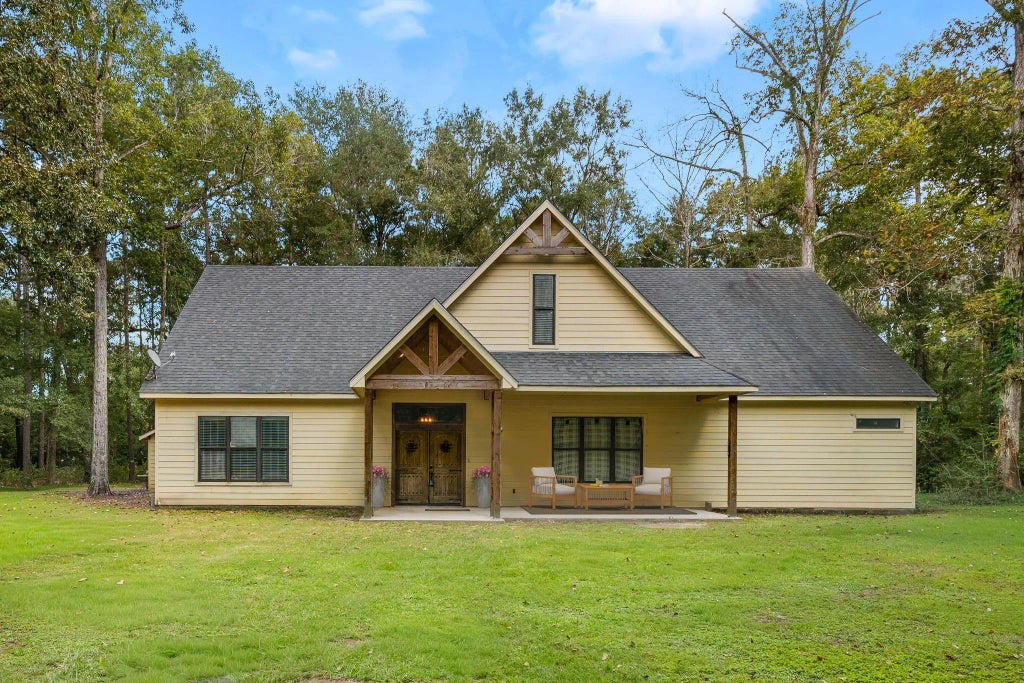 7602 Raquel Lane, Cleveland