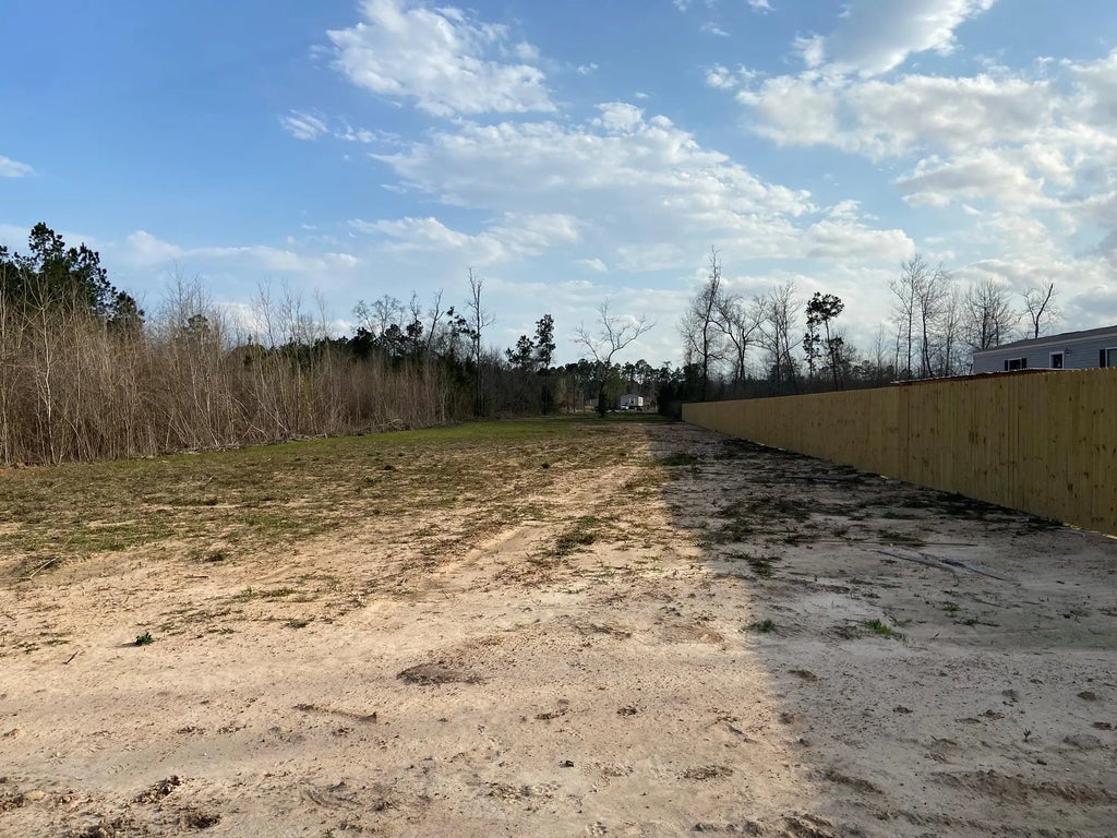 737 County Road 5007, Cleveland