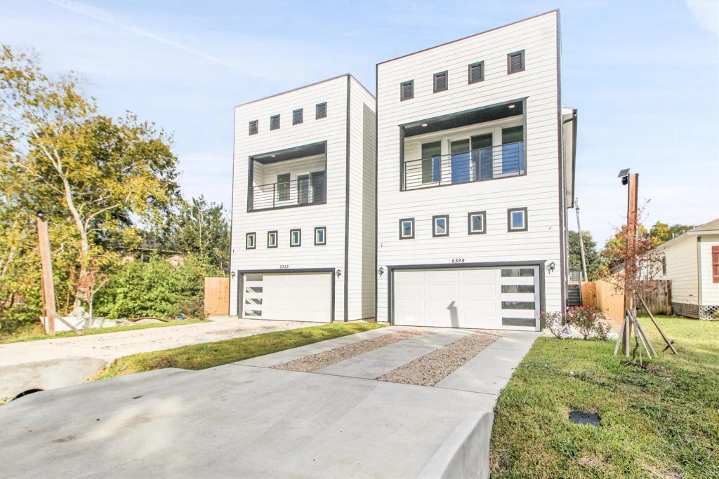 5325 Rue Street, Houston