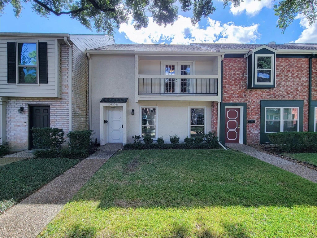 10276 Briar Forest Drive 25, Houston