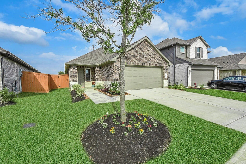 20018 Sienna Green Drive, Hockley