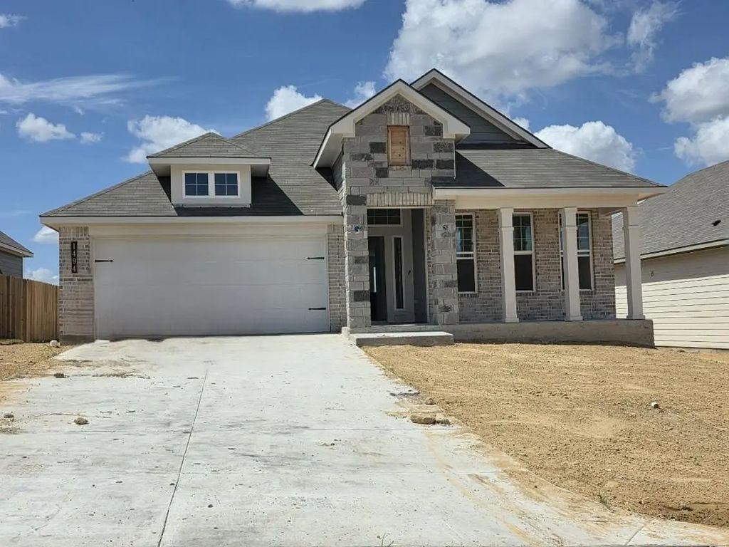 1494 Lake Ridge Drive, Brenham