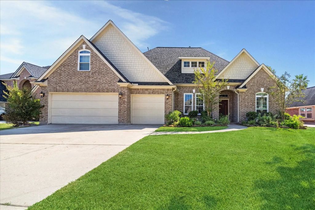 8206 Shoregrove Drive, Humble