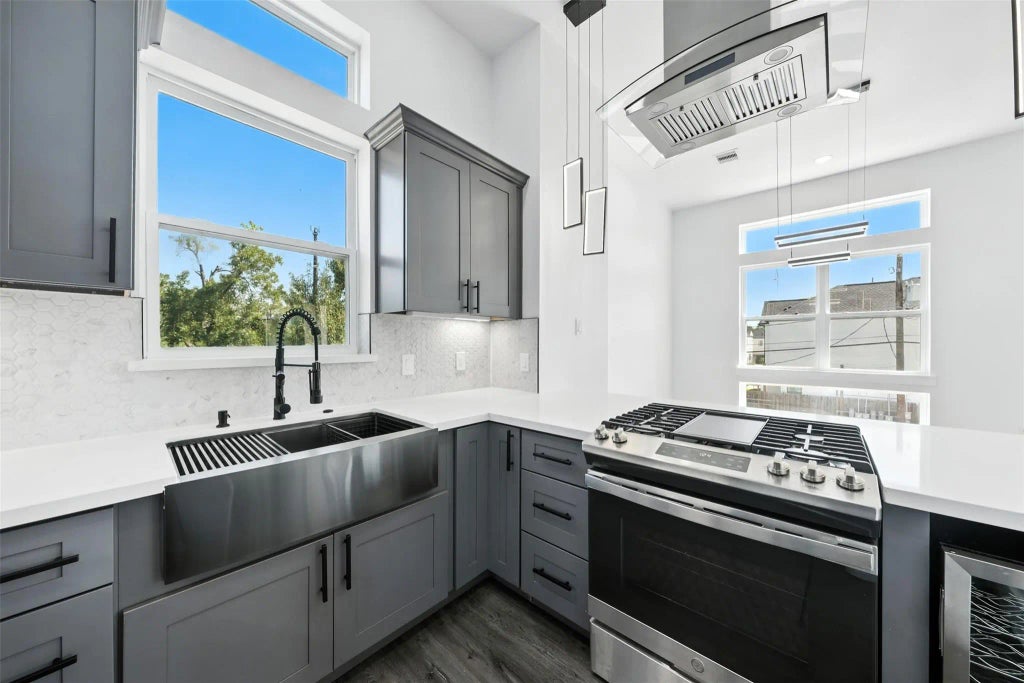 1913 Hoskins Drive K, Houston