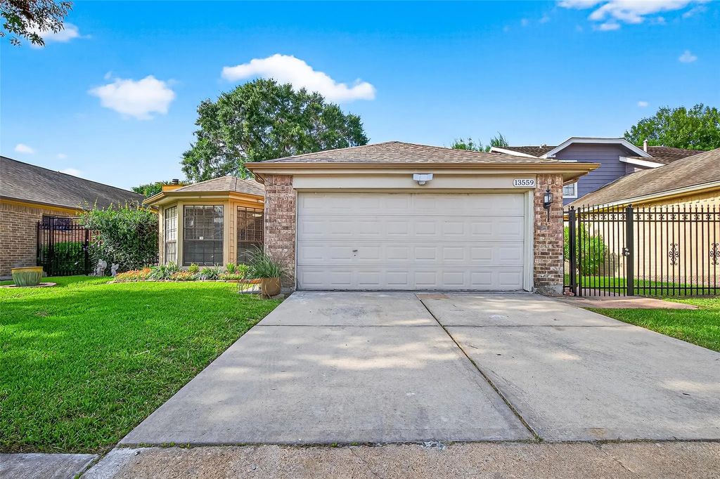 13559 Portobello Drive, Houston