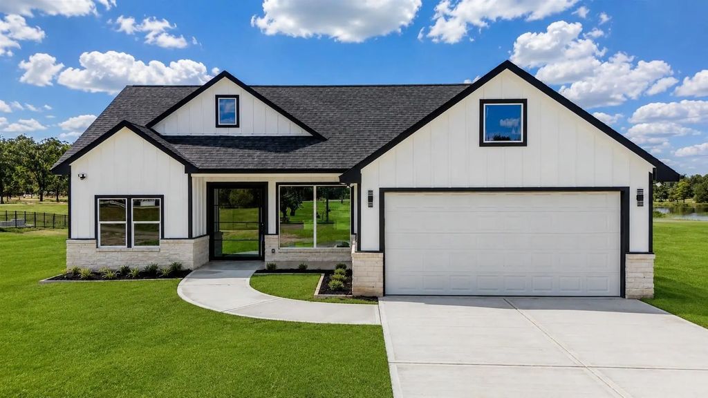 42 Meadow Lake Drive, Trinity
