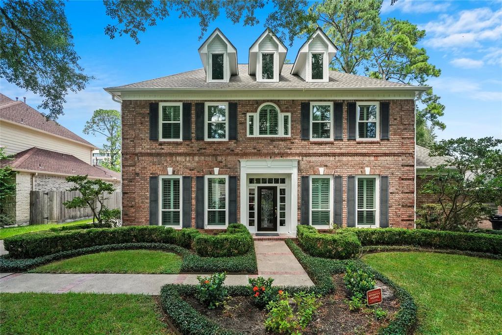 11918 Queensbury Lane, Houston