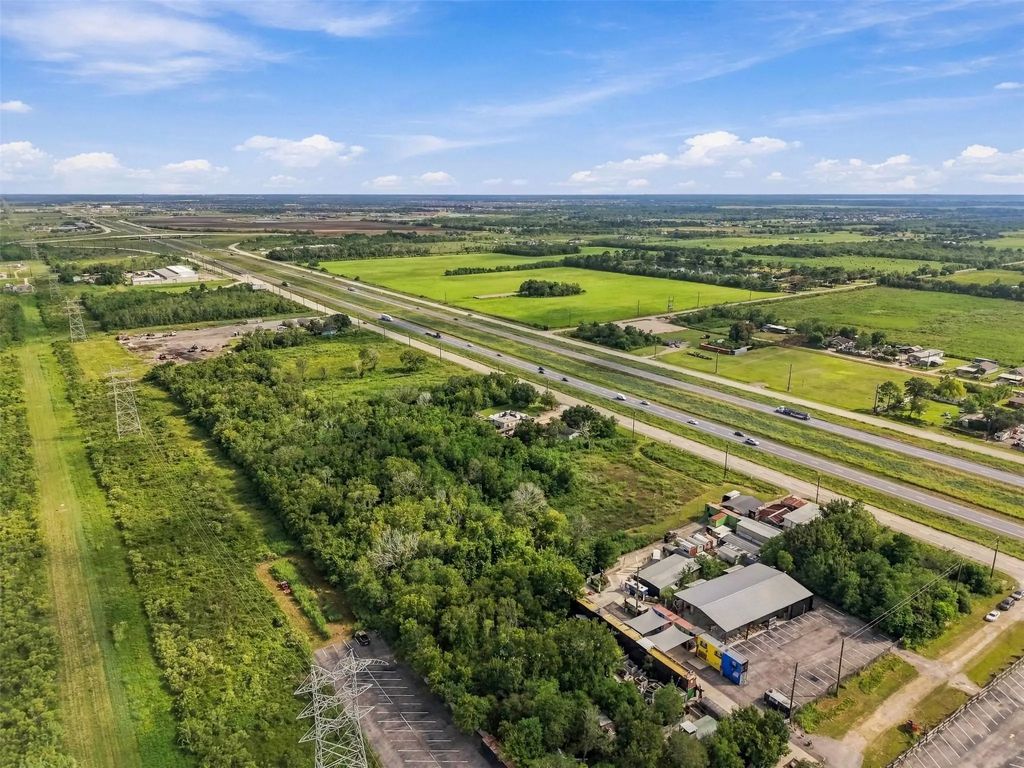 Lot 10 County Rd 572, Rosharon