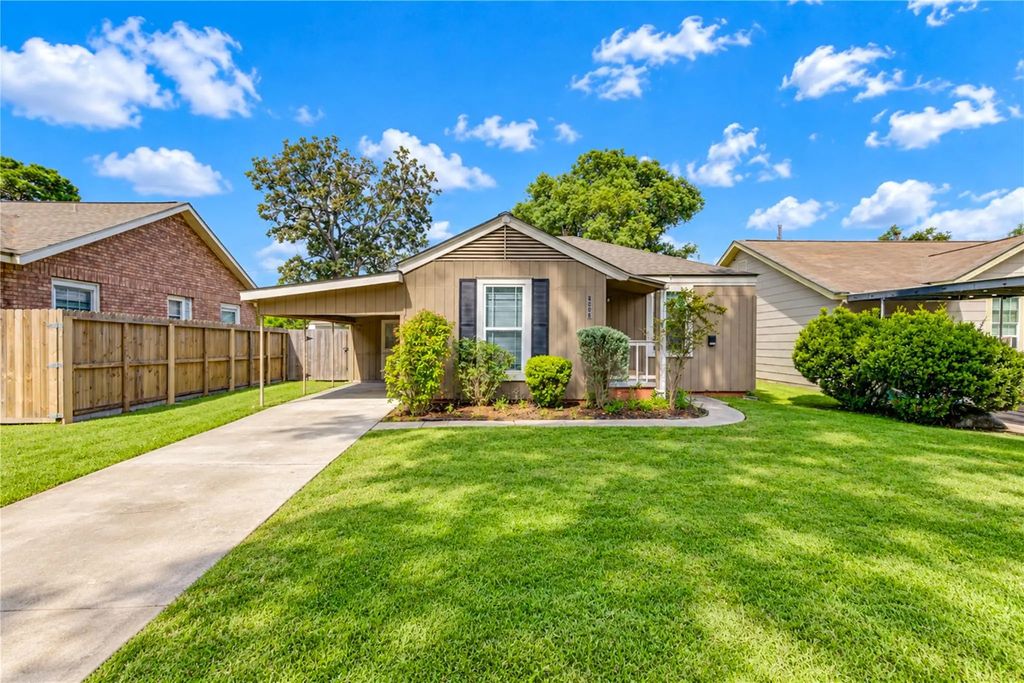 7543 Satsuma Street, Houston
