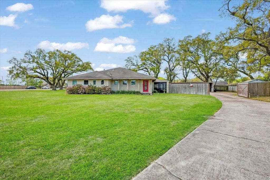 3224 Patricia Lane, Pearland