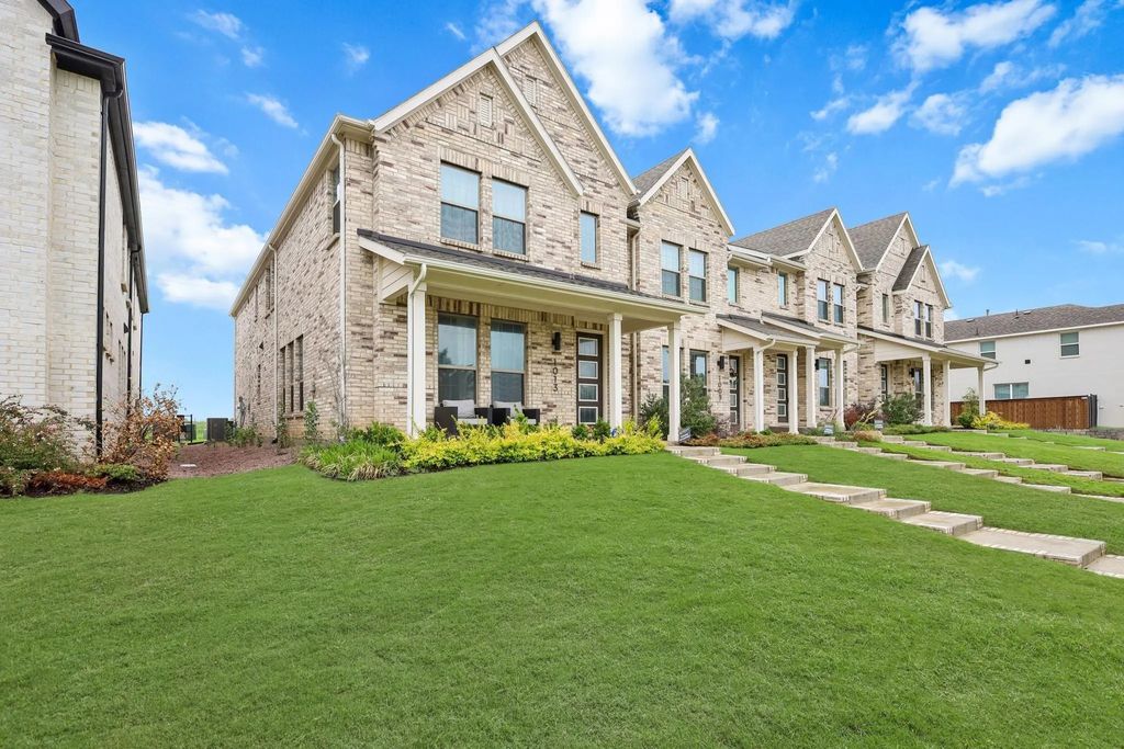 1013 Carnation Drive, Crowley