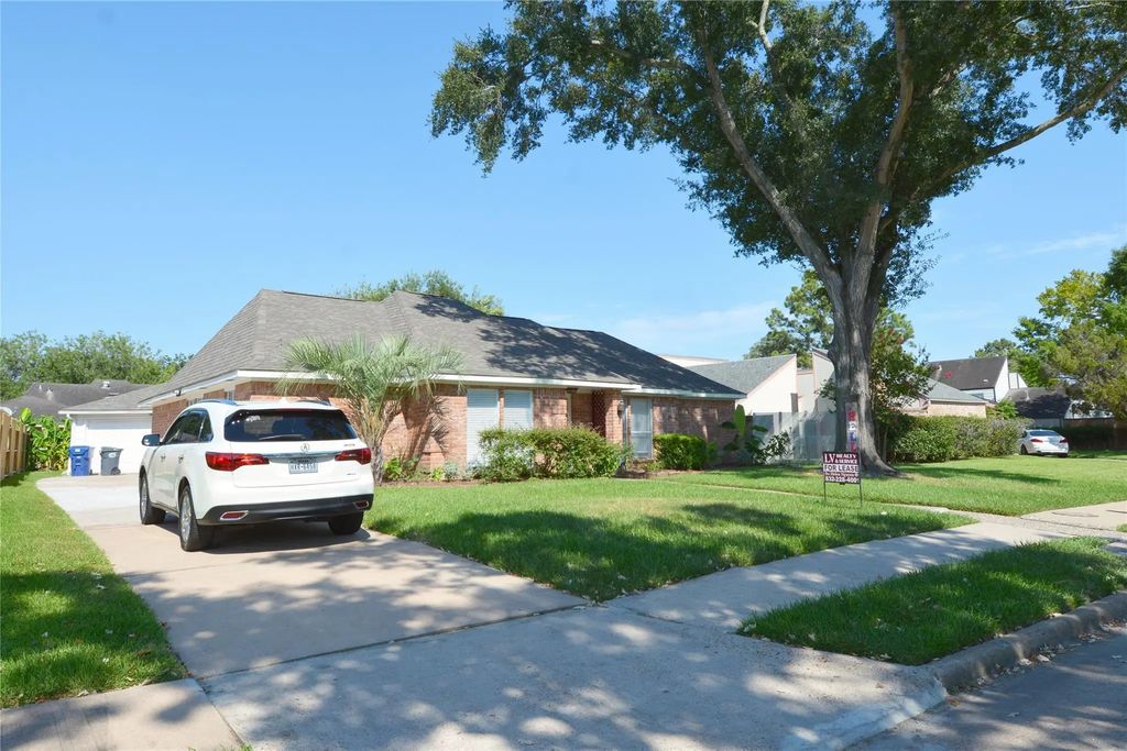 6707 Las Brisas Drive, Houston
