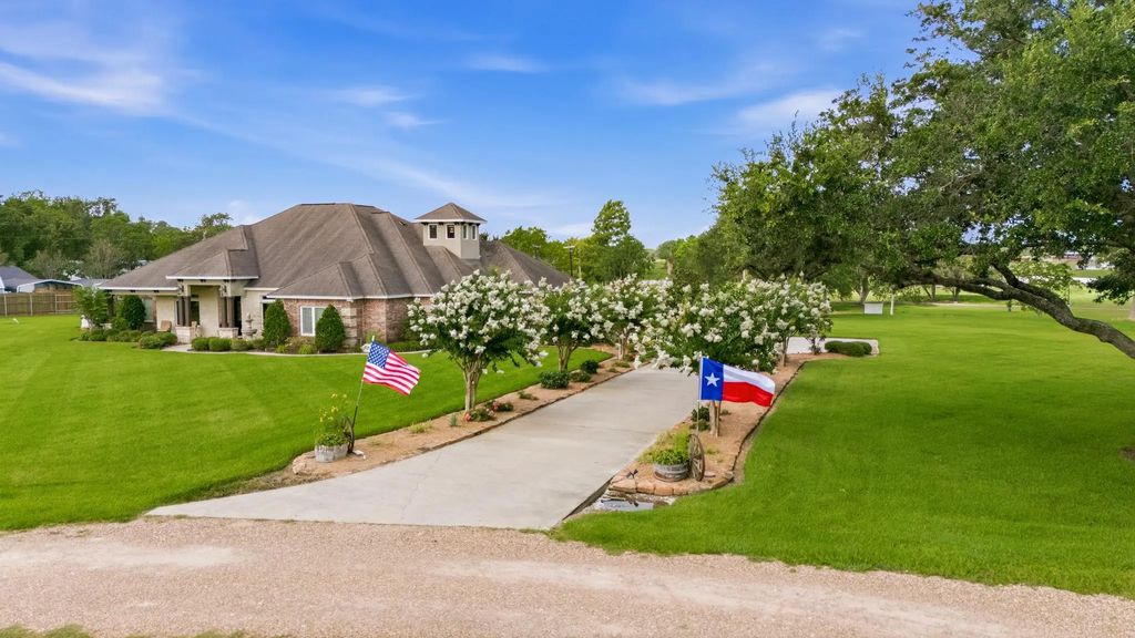 409 & 501 Barbara Street, Ganado