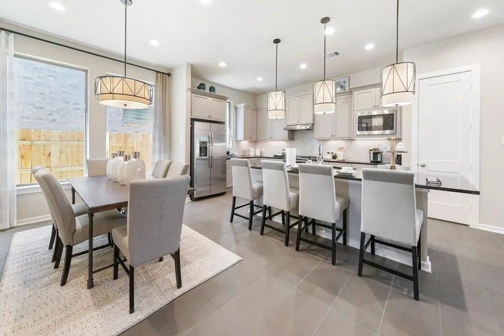 403 Elf Owl Court, Willis