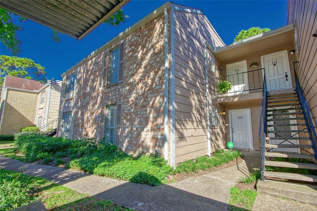 2800 Jeanetta Street 709, Houston