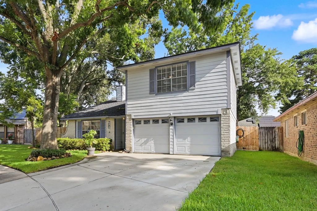 4926 Edinston Place, Spring