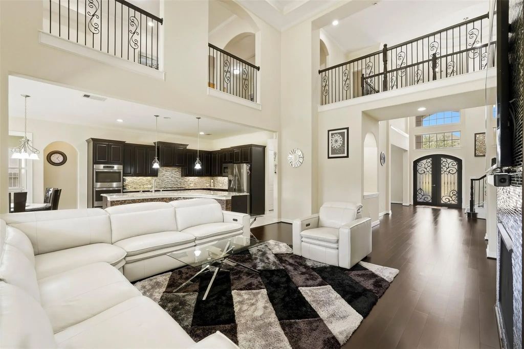 6011 Abercombie Lane, Sugar Land