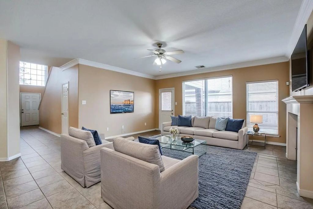 9907 Valance Way, Conroe