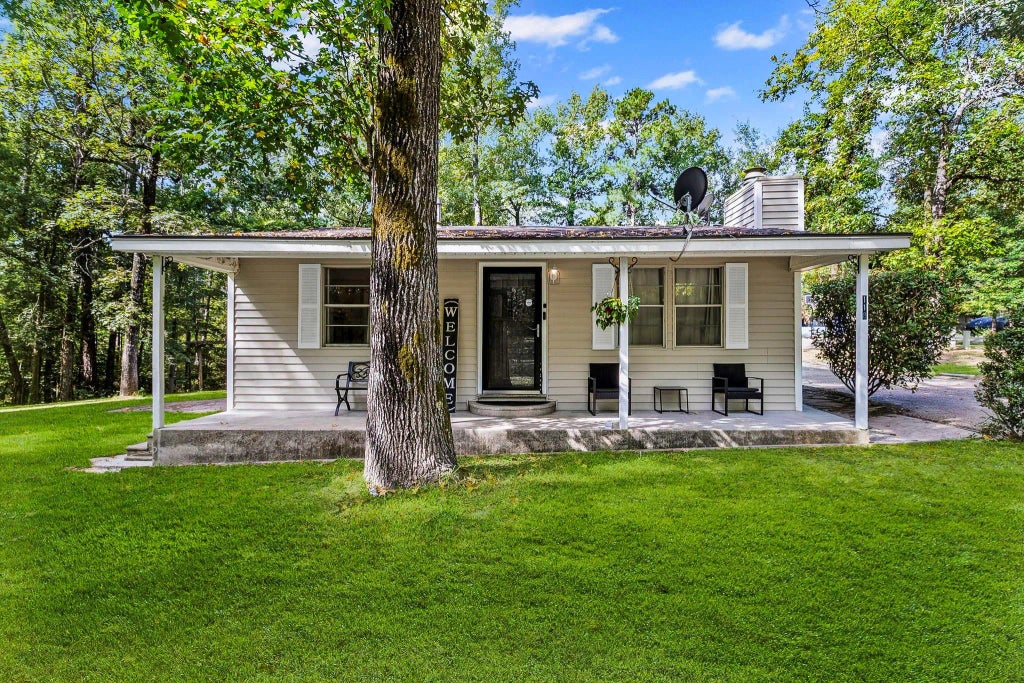 118 Finch Drive, Livingston