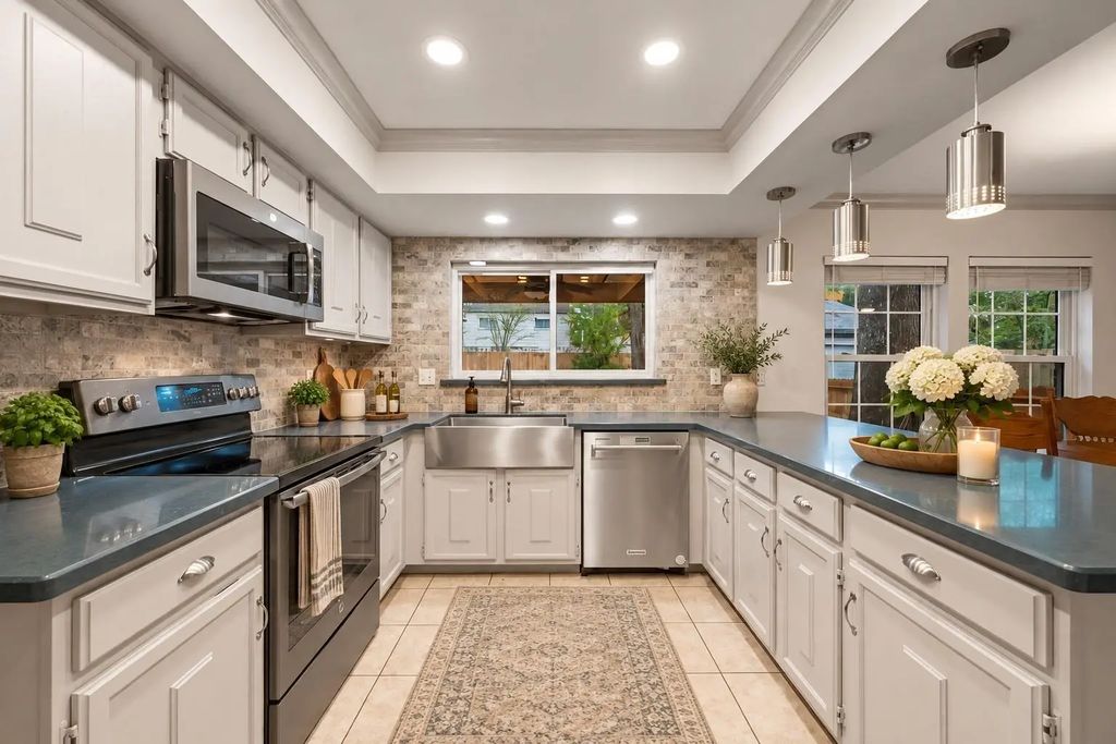 3223 Park Garden Drive, Houston