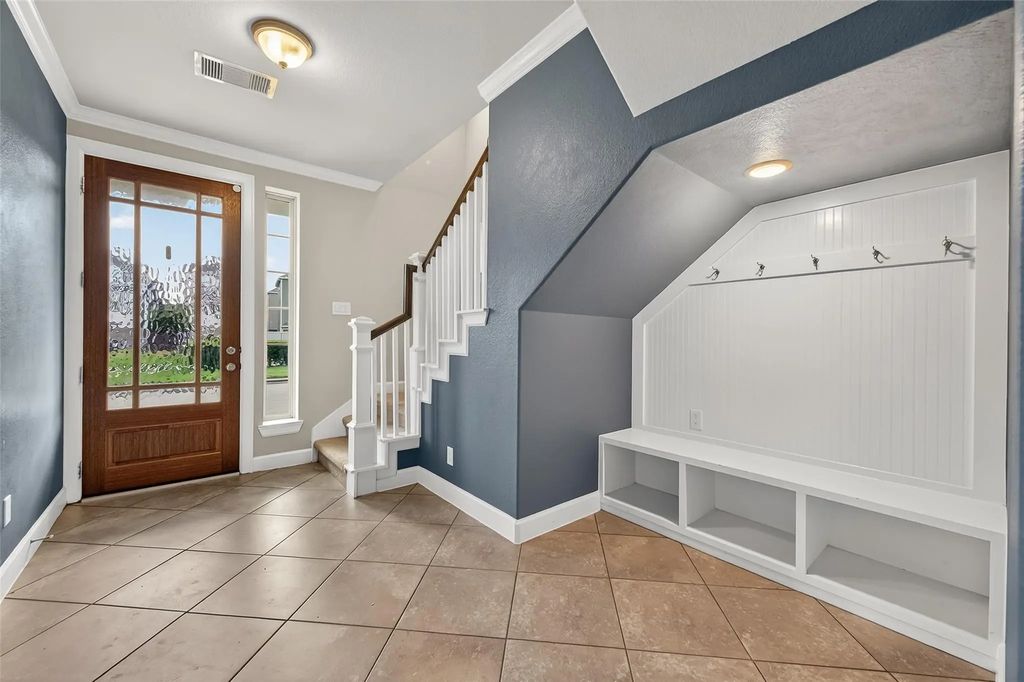 2009 Kirby Landing Drive, Houston