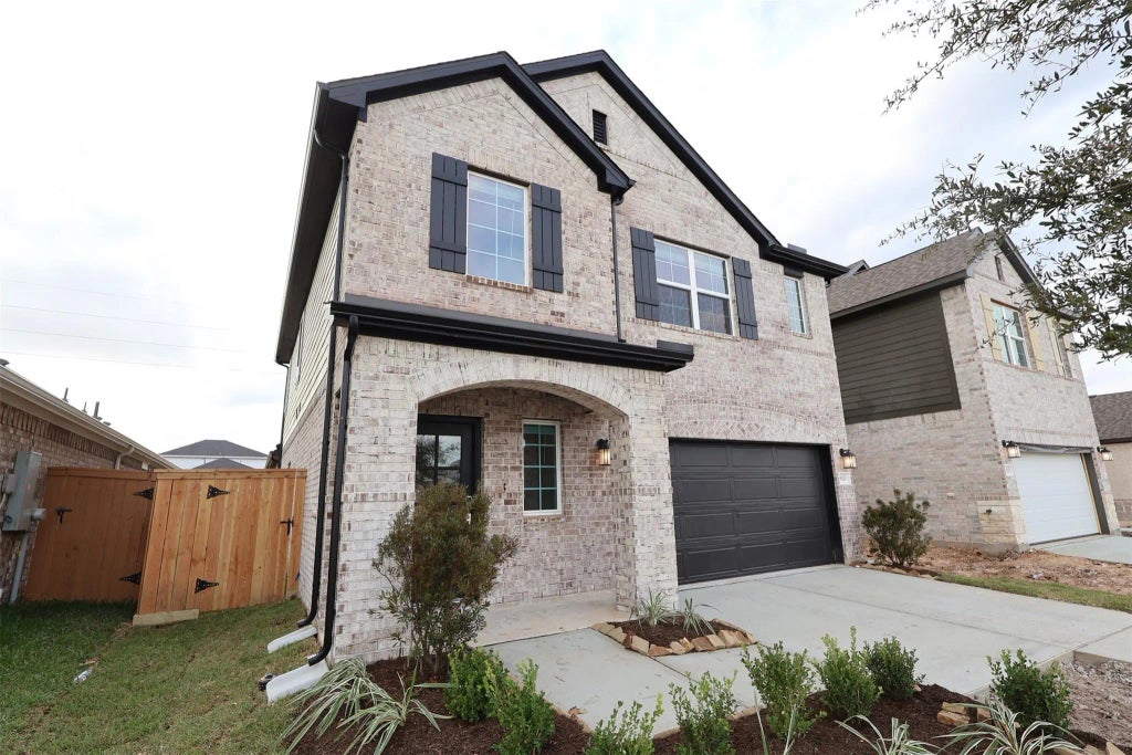 8111 Kay Harbor Drive, Cypress