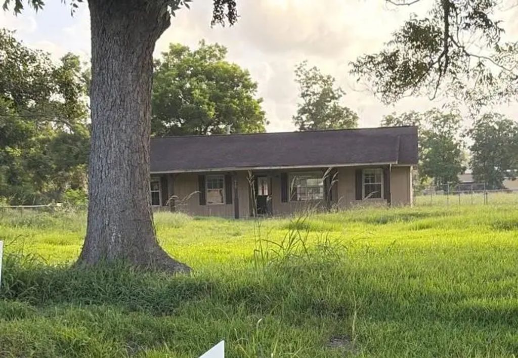412 Durazno Road, Jones Creek