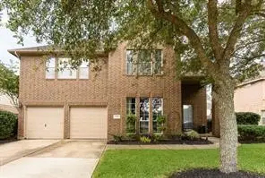 3905 Austin Lake Court, Pearland