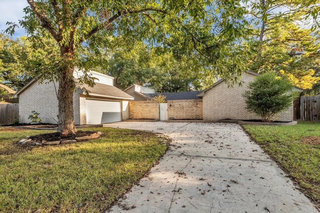 11514 Chetman Drive, Houston