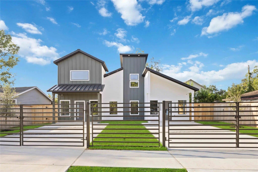 4214 Clover Street, Houston