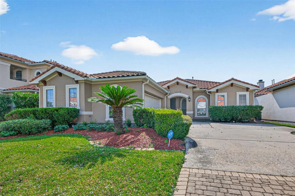 14215 Flower Creek Ln Lane, Houston