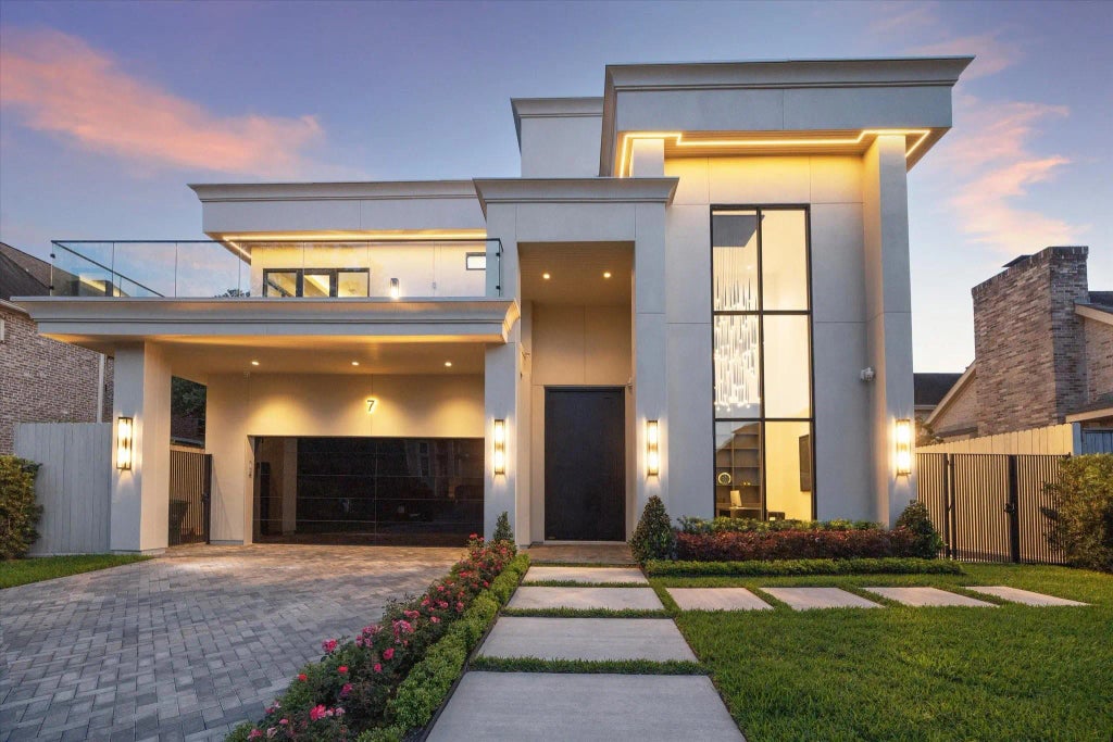 7 Lana Lane, Houston