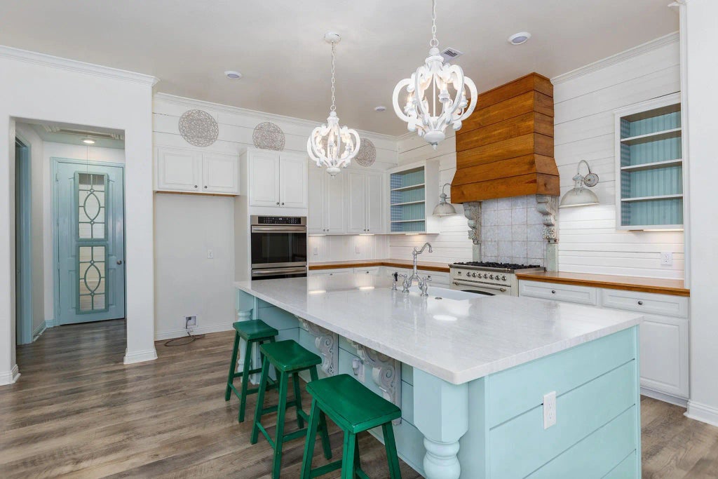 19276 Yellow Chestnut Lane, New Caney