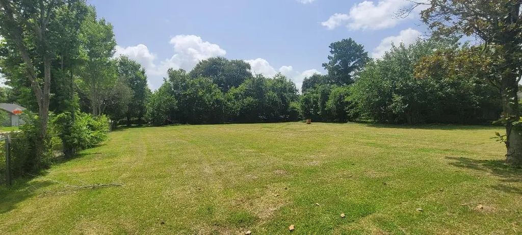 120 & 140 E Chapin St, Beaumont