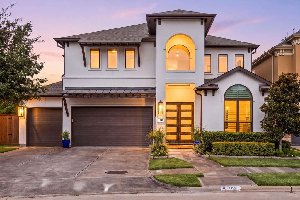 1847 Candlelight Place Drive, Houston