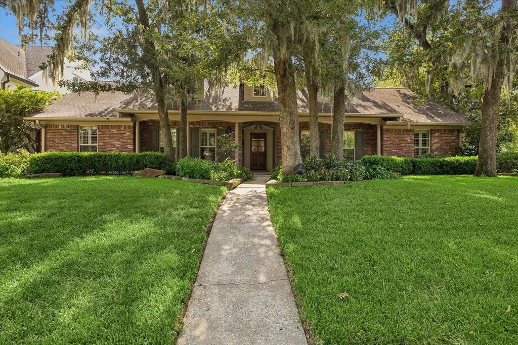 127 Fawnlake Drive, Houston