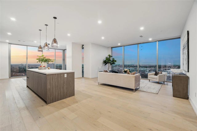 1711 Allen Parkway 2301, Houston