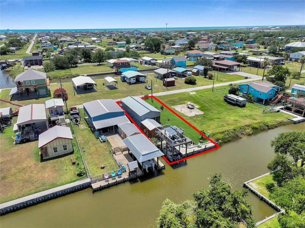 1129 Prides Lane, Bolivar Peninsula
