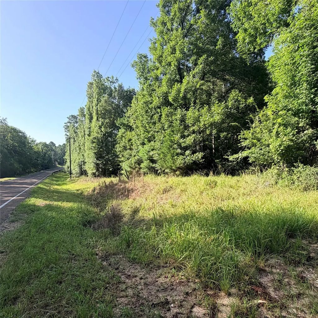 3008 E Fm 942, Leggett