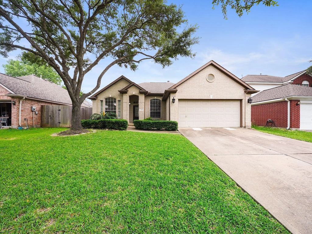 4414 Casey Circle, Sugar Land