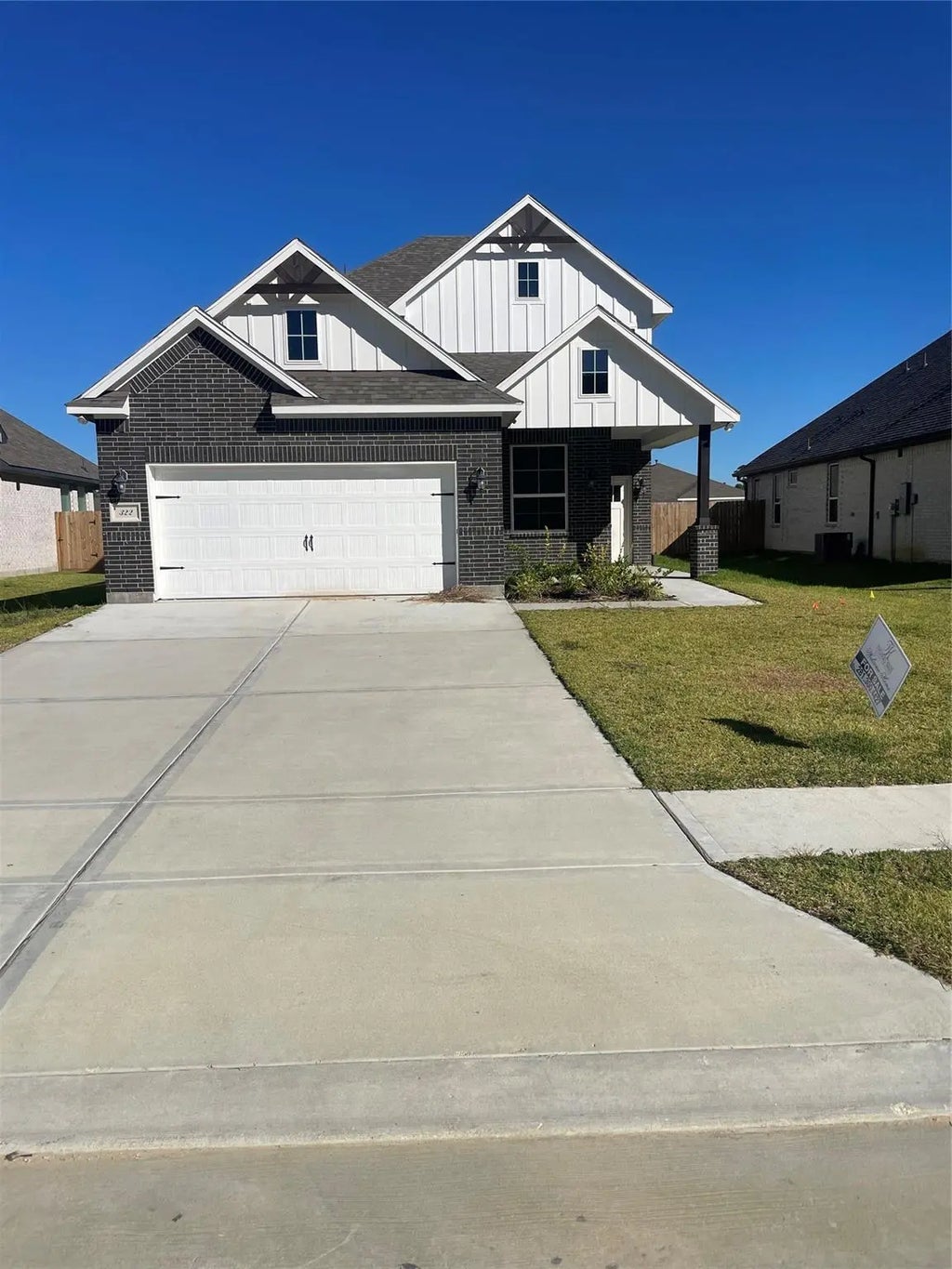 322 Little Spring Court, Anahuac