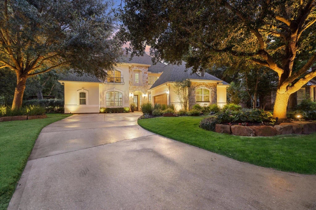 2 Quiet Yearling Place, Tomball