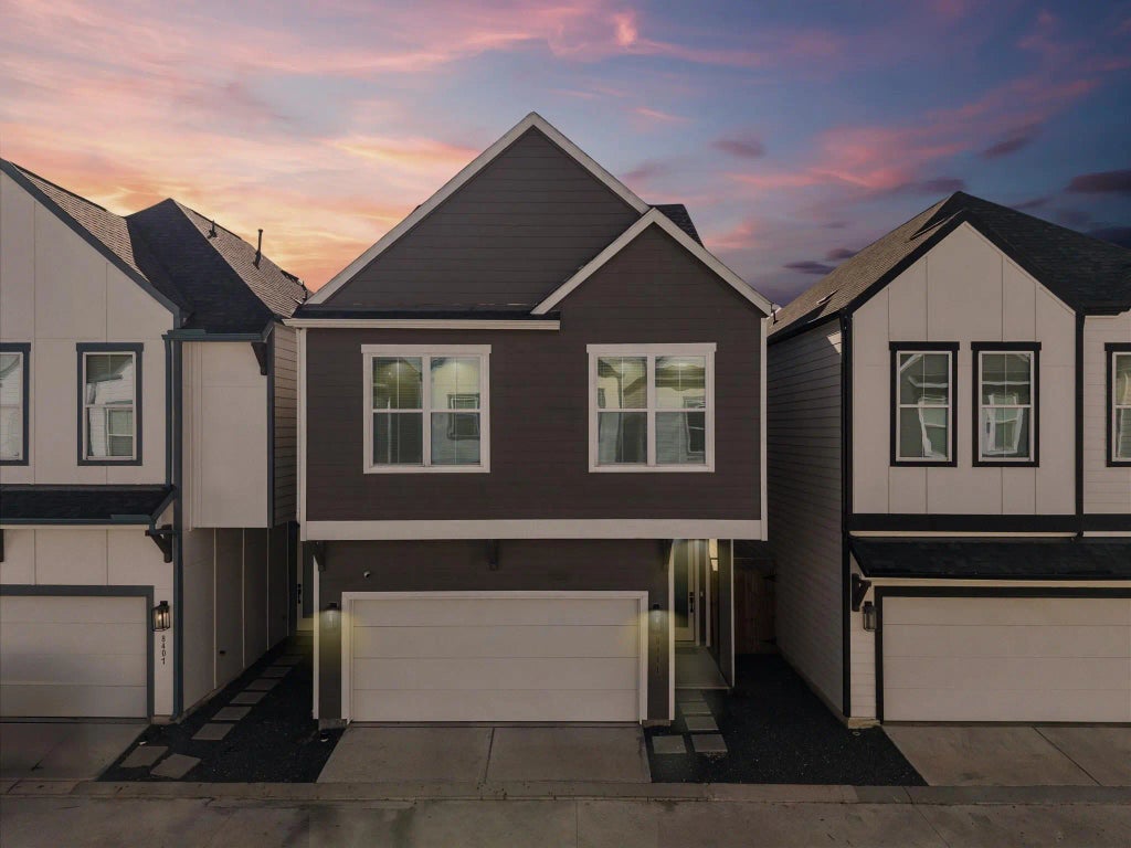 8411 Berry Brush Lane, Houston