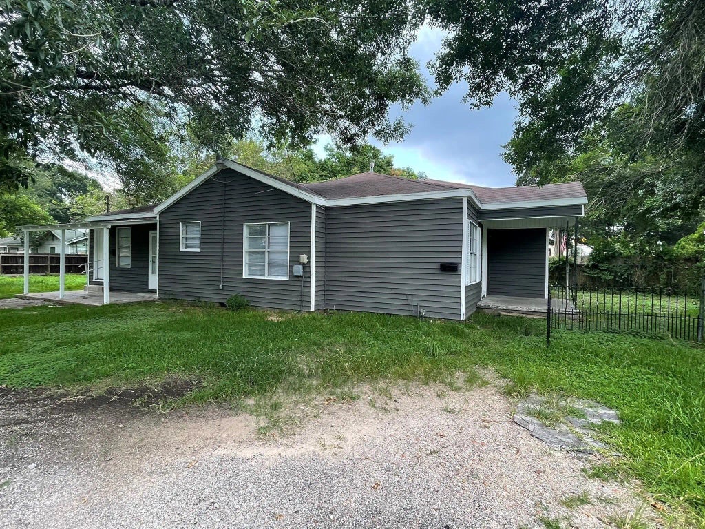 2330 Cedar Drive, La Marque